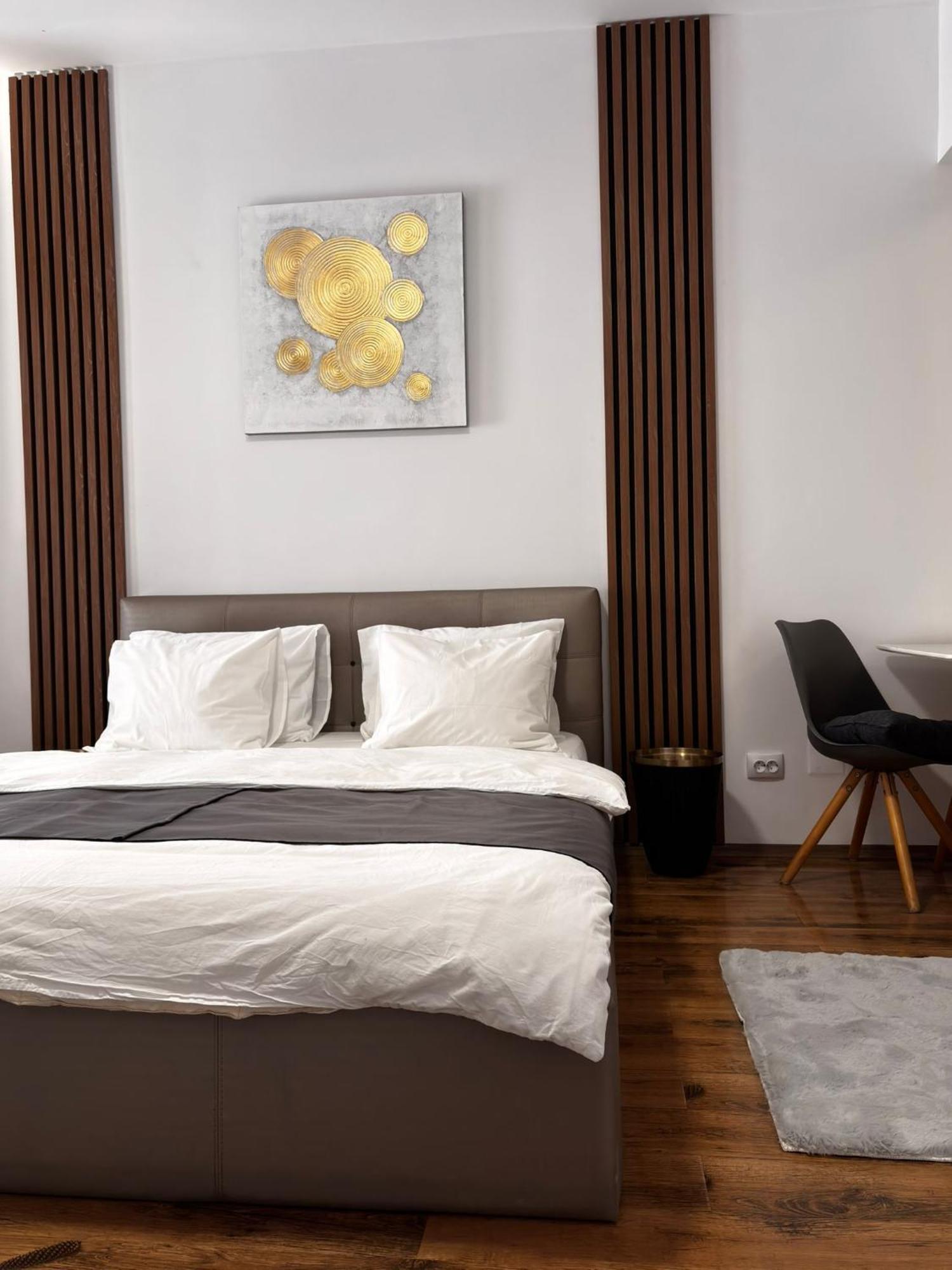 Alba Iulia Apartament Bucureşti